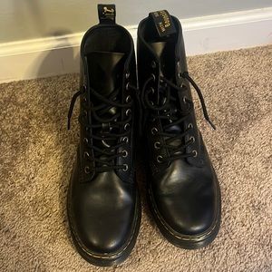 BLACK DOC MARTIN BOOTS